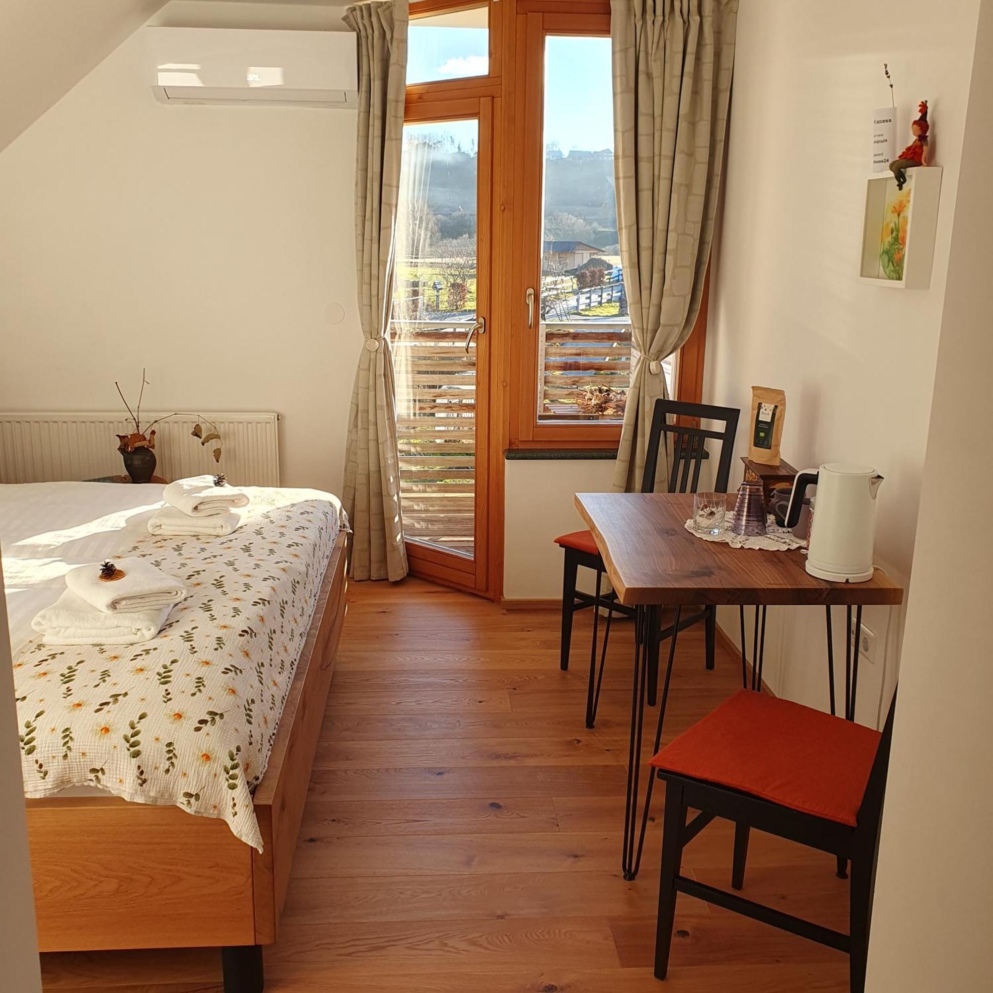 River House Radolca Радовлица Екстериор снимка